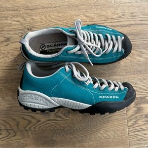 Scarpa Mojito Climbing Hiking Shoes (7.5)